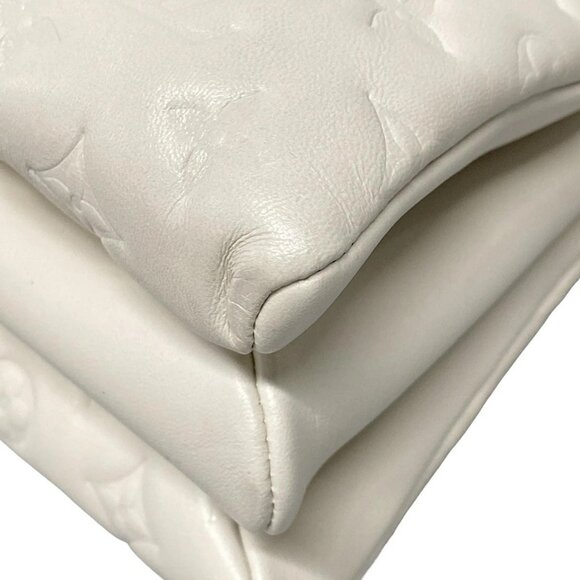 Auth LOUIS VUITTON Coussin PM M57793 Creme Coussin PL0291 Shoulder Bag - Picture 4 of 16
